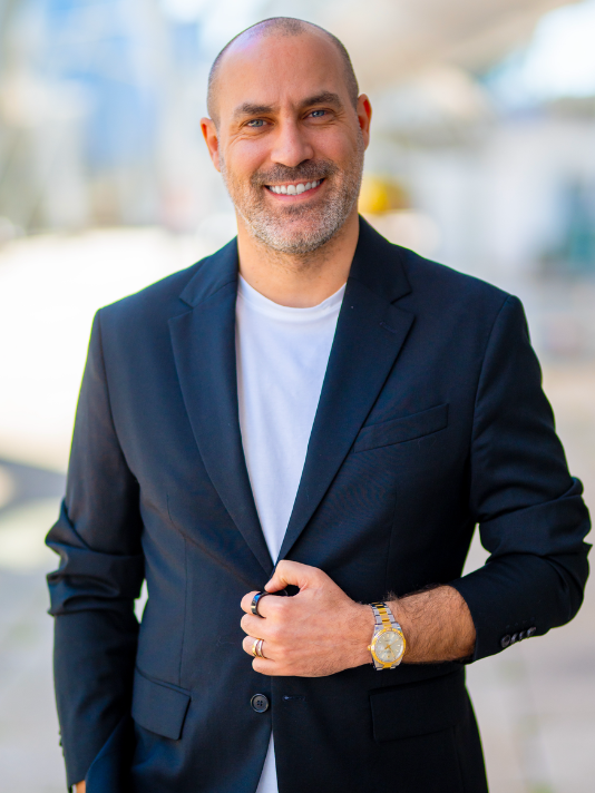 PAULO
FAUSTINO